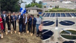 La medida del gobernador de California para brindar agua potable a residentes rurales